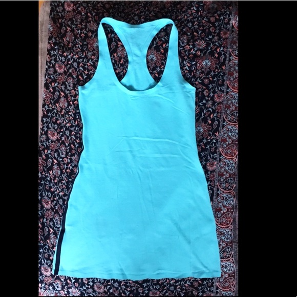 Lululemon Racer Back Tank 💪🏼💗 - Picture 1 of 3